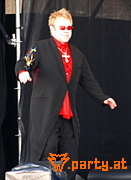 Party.at Party.at - Photos: Top of the Mountain Concert - Sir Elton John live