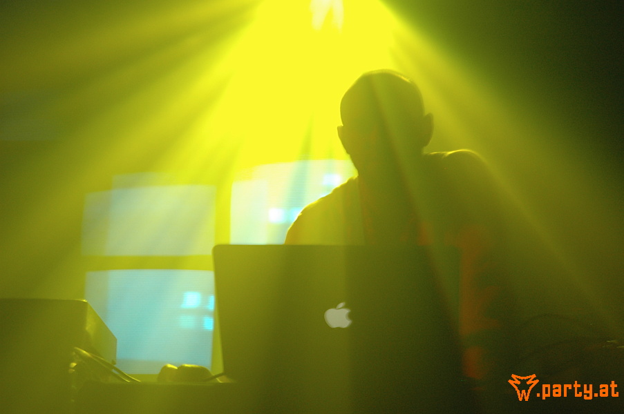 Bild 54 - M&M present Henrik Schwarz (Innervisions, K7), Flex Bild 54