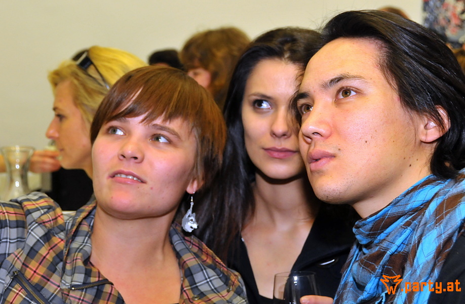 Bild 37 - Vernissage Ausstellung 6 mit der Xing Wein-Community, Galerie Bäckerstrasse 4 Bild 37