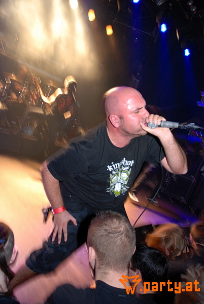 Bild 43 - Heaven Shall Burn "Defending Sparta" PART I: Cataract, Days Of Loss, ((szene)) Bild 43