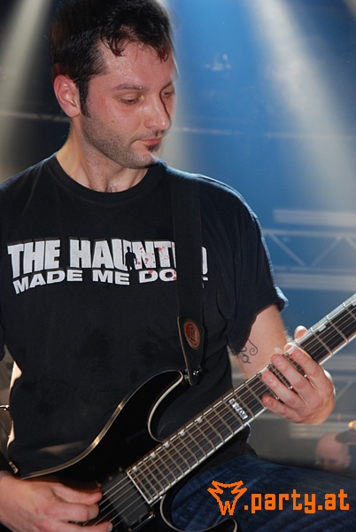 Bild 49 - Heaven Shall Burn "Defending Sparta" PART I: Cataract, Days Of Loss, ((szene)) Bild 49