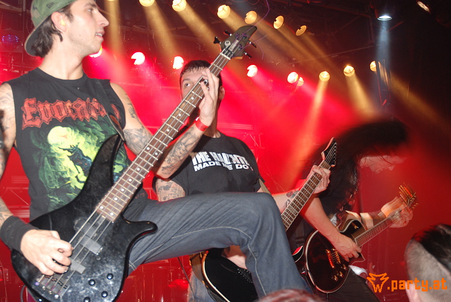 Bild 57 - Heaven Shall Burn "Defending Sparta" PART I: Cataract, Days Of Loss, ((szene)) Bild 57