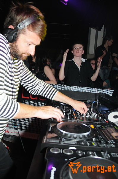 Bild 41 - Yolanda Be Cool, Lusthouse Haag Bild 41