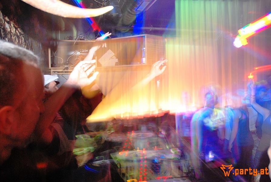 Bild 112 - Treasure Isle : ASHER G - THE ROCKSTEAY DADDY (live), Wirr, Vienna Bild 112