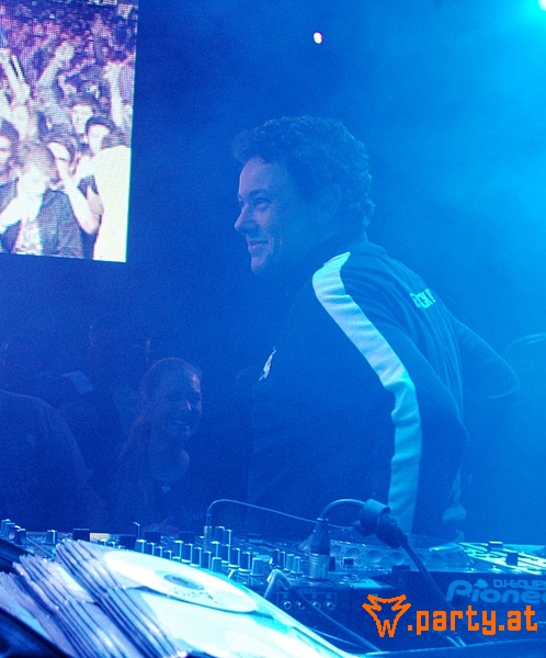 Bild 192 - Sebastien B. Benett, Puls 4-Insel, Radio-Energy-Bühne, Donauinselfest 2011 Bild 192
