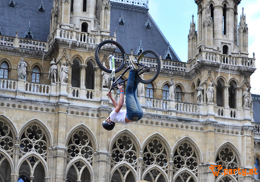 Bild 23 - Vienna Air King Contest am Argus Bike Festival Wien, Rathausplatz Wien Bild 23