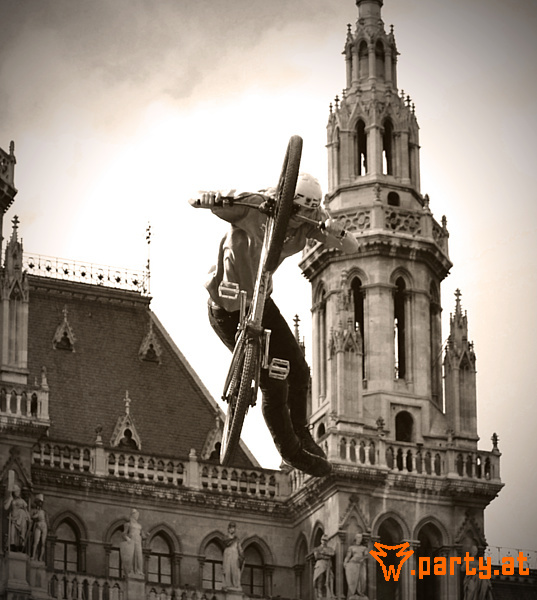 Bild 29 - Vienna Air King Contest am Argus Bike Festival Wien, Rathausplatz Wien Bild 29