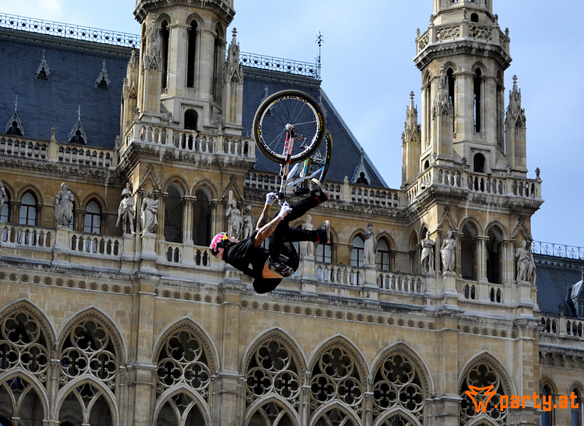Bild 41 - Vienna Air King Contest am Argus Bike Festival Wien, Rathausplatz Wien Bild 41