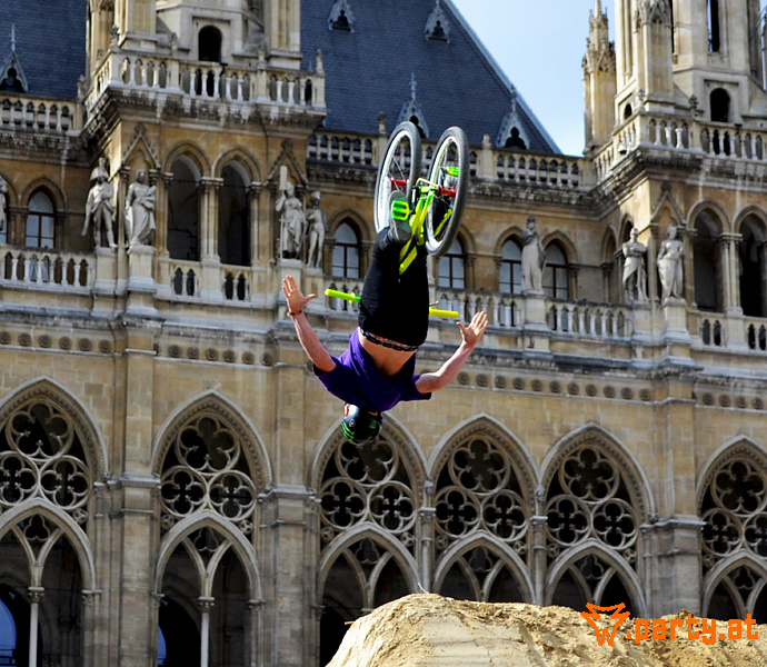 Bild 44 - Vienna Air King Contest am Argus Bike Festival Wien, Rathausplatz Wien Bild 44