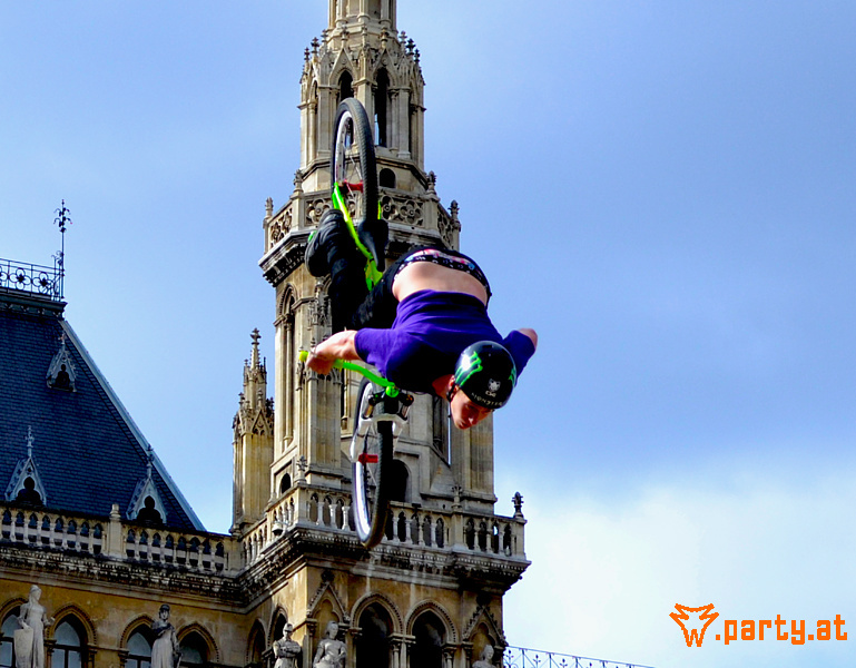 Bild 45 - Vienna Air King Contest am Argus Bike Festival Wien, Rathausplatz Wien Bild 45