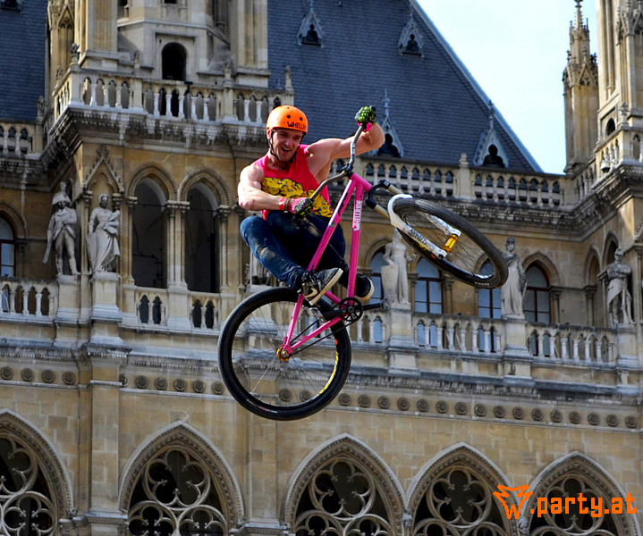 Bild 57 - Vienna Air King Contest am Argus Bike Festival Wien, Rathausplatz Wien Bild 57