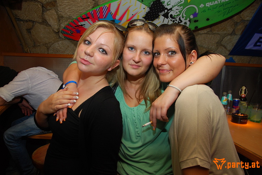 Bild 22 - Surf Worldcup 2013 - Partynight, Martinskeller Bild 22