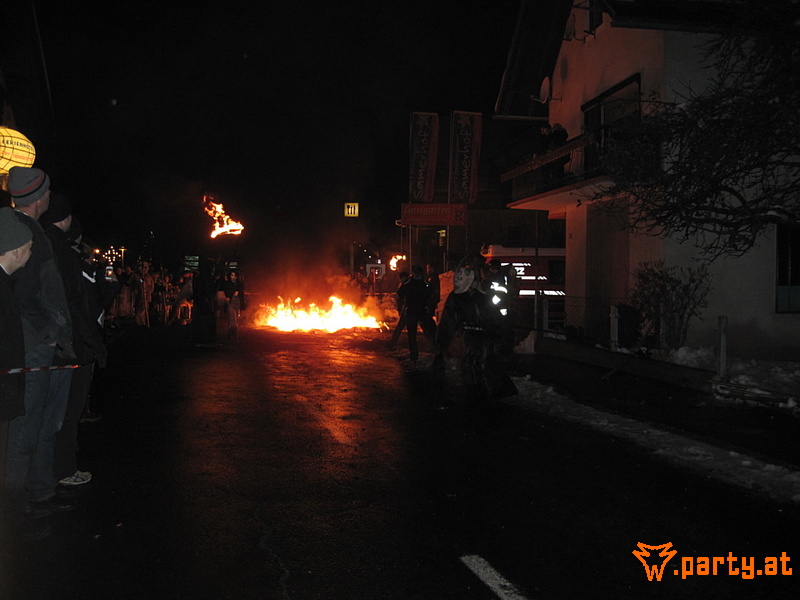 Bild 28 - Perchtenlauf, Tröpolach Bild 28