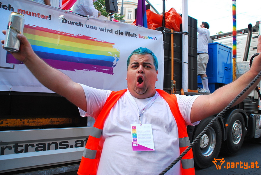 Bild 44 - 20. Regenbogenparade, Wiener Ringstraße Bild 44