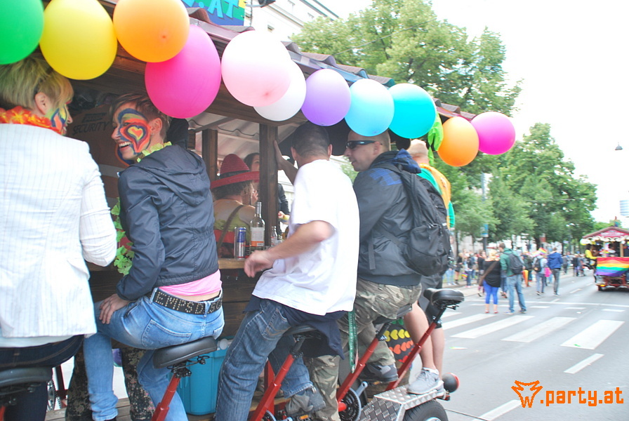 Bild 127 - 20. Regenbogenparade, Wiener Ringstraße Bild 127