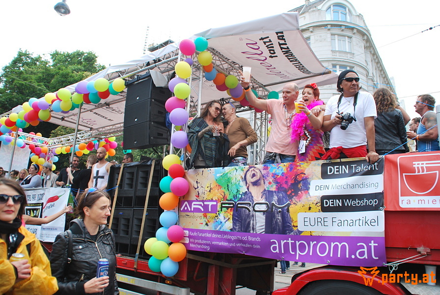 Bild 130 - 20. Regenbogenparade, Wiener Ringstraße Bild 130