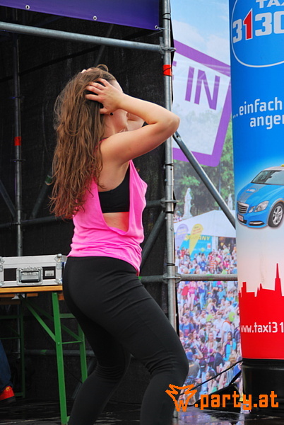 Bild 389 - 20. Regenbogenparade, Wiener Ringstraße Bild 389