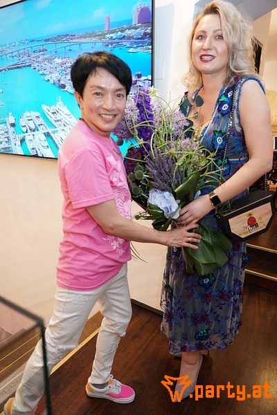 Bild 67 - LA HONG – FASHION INTO GALLERY & ART INTO BOUTIQUE, Boutique & Galerie - Am RosaRosen Hof Bild 67