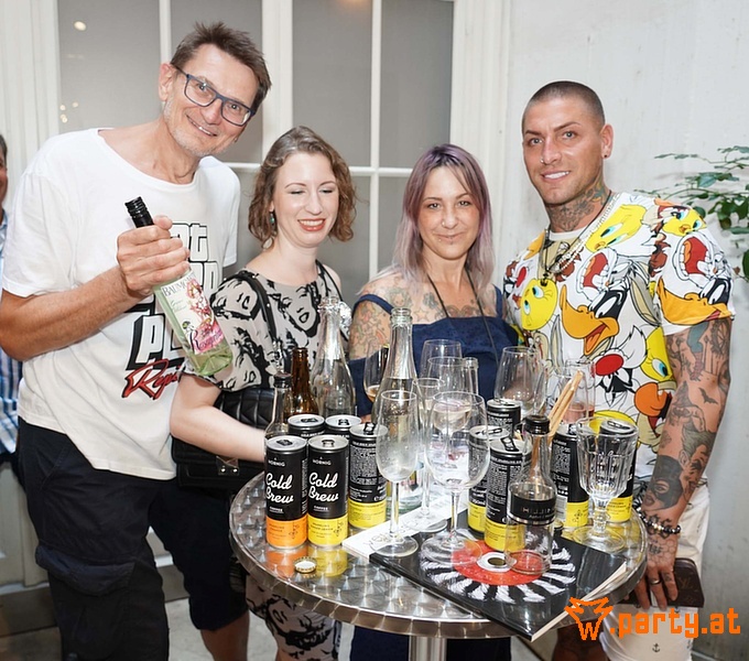 Bild 82 - LA HONG – FASHION INTO GALLERY & ART INTO BOUTIQUE, Boutique & Galerie - Am RosaRosen Hof Bild 82