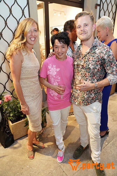 Bild 175 - LA HONG – FASHION INTO GALLERY & ART INTO BOUTIQUE, Boutique & Galerie - Am RosaRosen Hof Bild 175