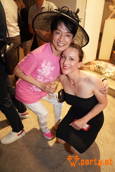 Bild 184 - LA HONG – FASHION INTO GALLERY & ART INTO BOUTIQUE, Boutique & Galerie - Am RosaRosen Hof Bild 184